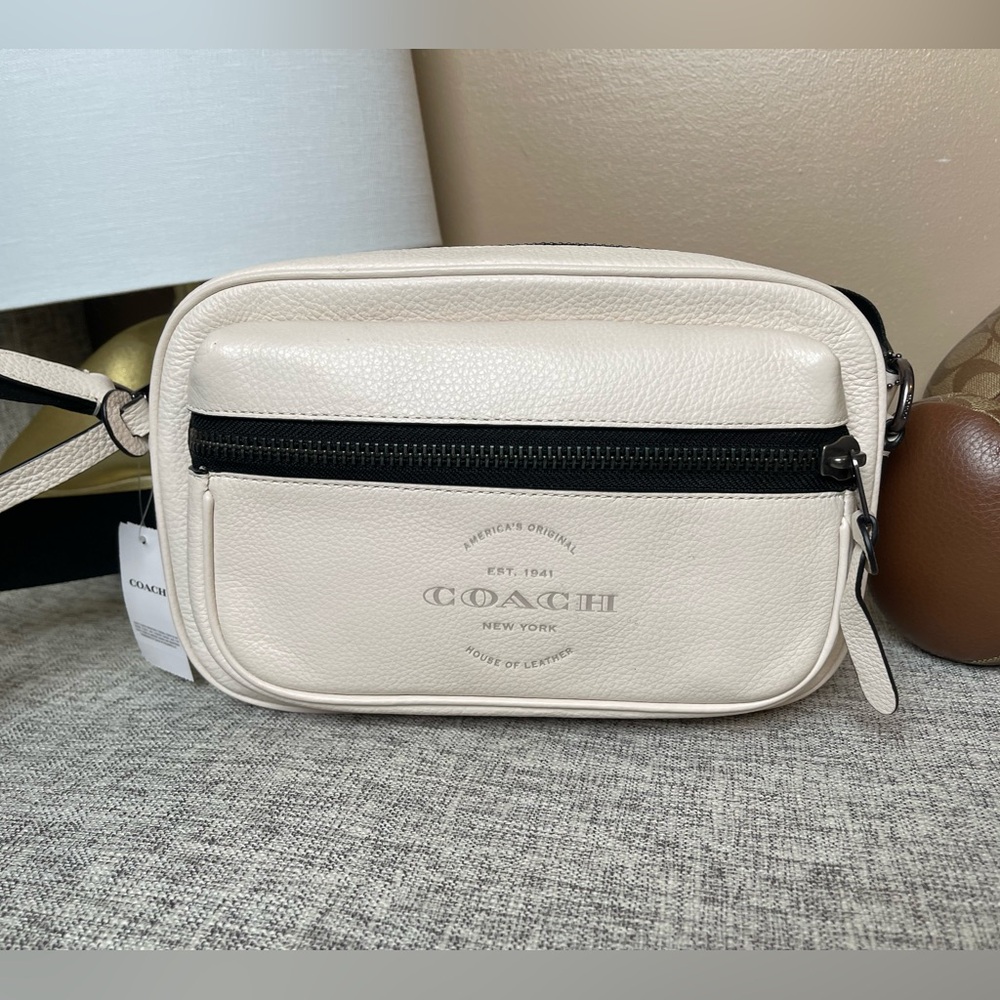 $179Coach Thompson Small Crossbody Camera Bag